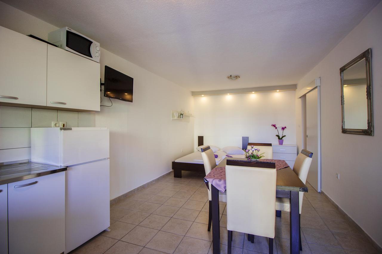 Apartments Hajdi Дуче Екстер'єр фото