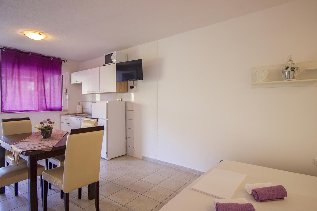 Apartments Hajdi Дуче Екстер'єр фото