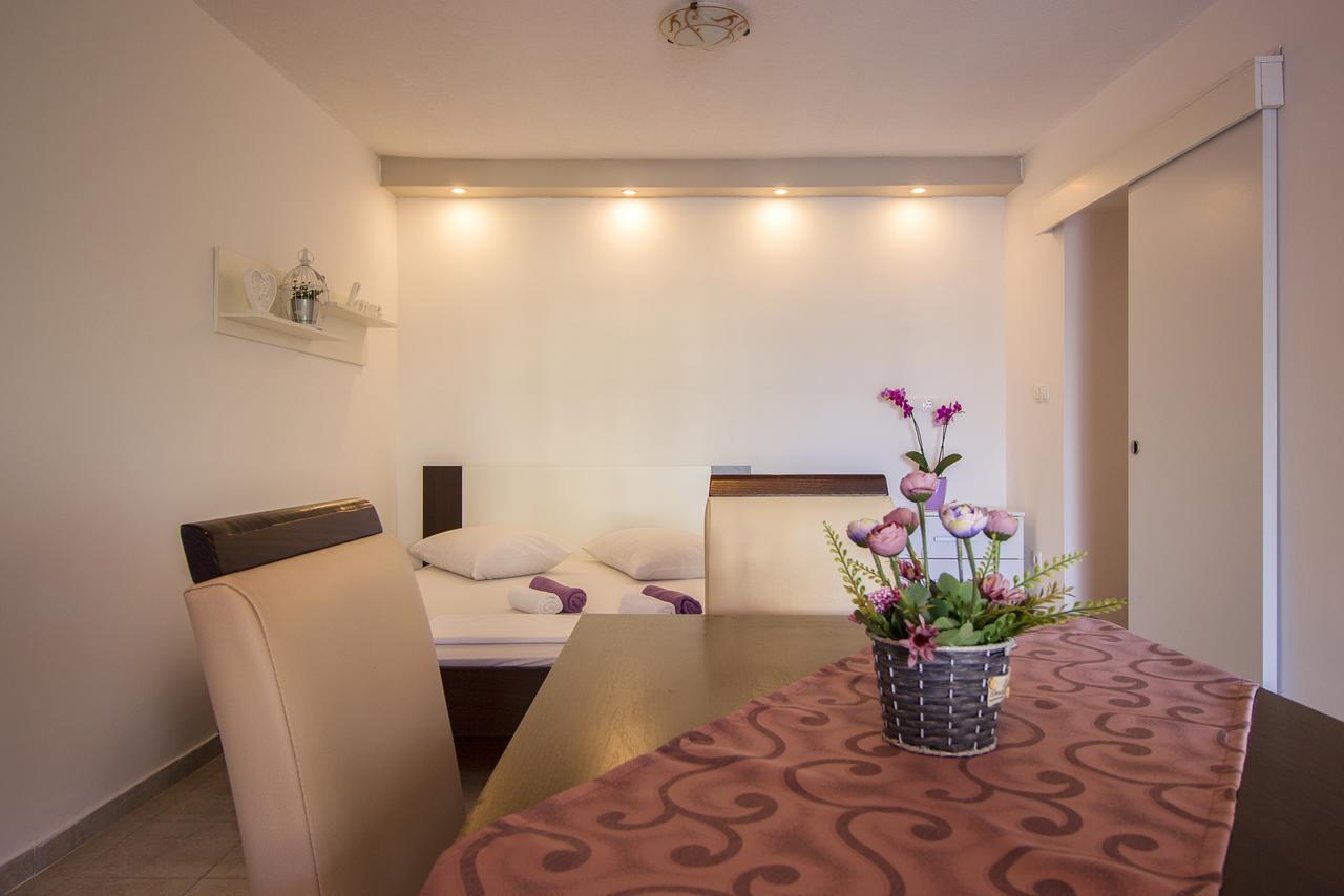 Apartments Hajdi Дуче Екстер'єр фото